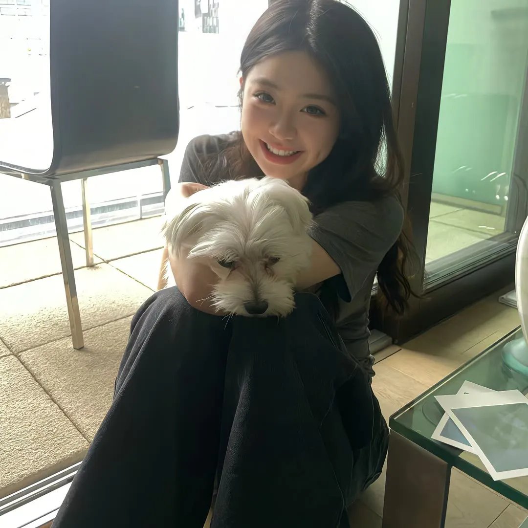 播音台的姊妹花